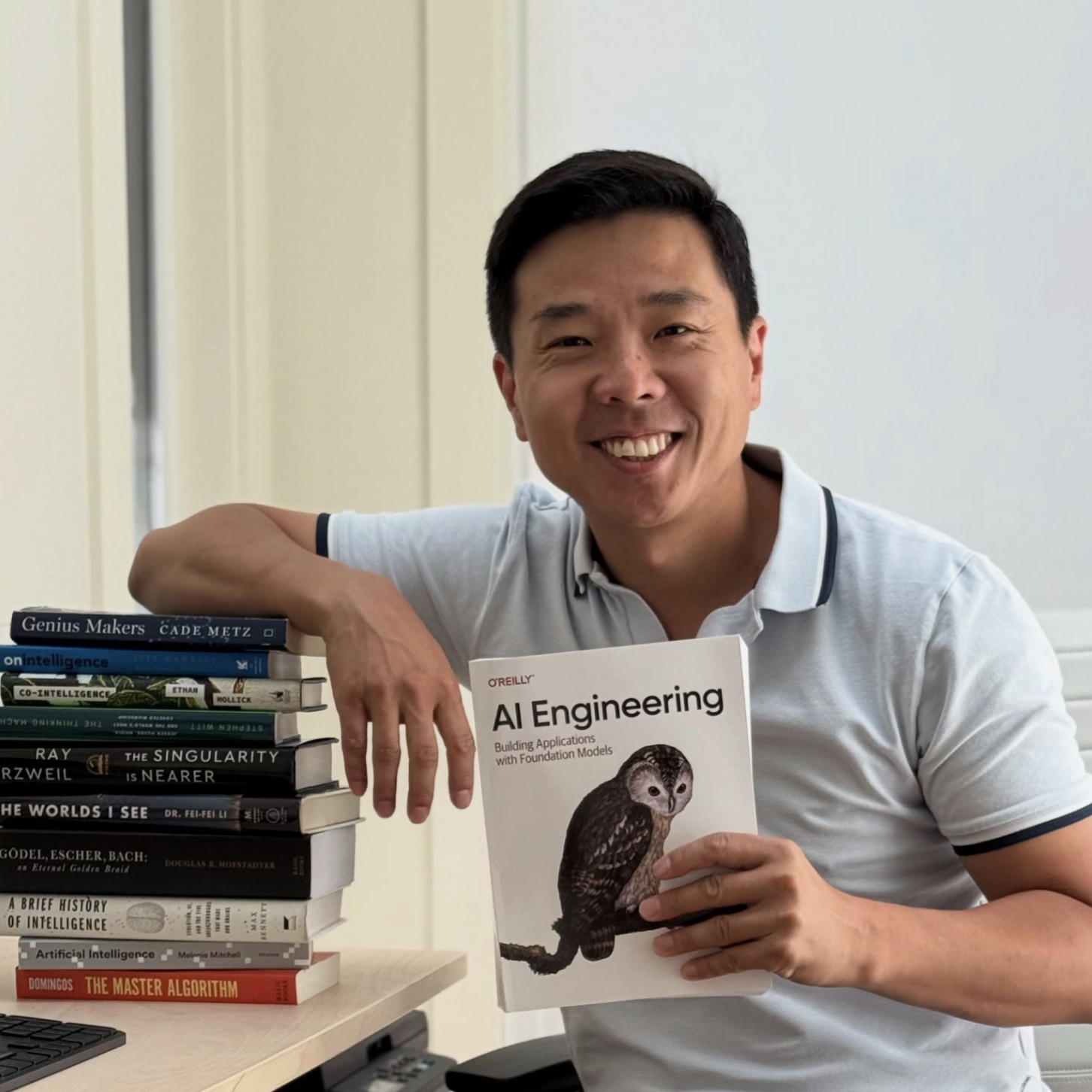 Chariot Technologies Lab CEO Alexey Lee with AI book recommendations